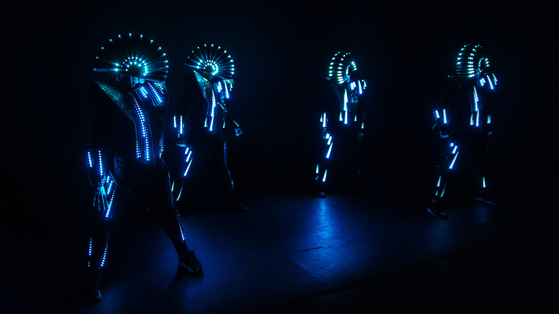 VIDEO - LED Tänzer - #ipixelbot für Events der Extraklasse!